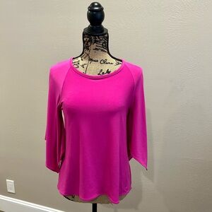Joseph Ribkoff Fuchsia Blouse size 4. Good condition non smoke home